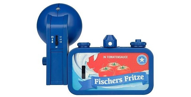 「Fischers Fritze」の裏デザイン