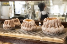 ハマの定番おやつ　クグロフとウサギの形が主役の「パティスリークグラパン」