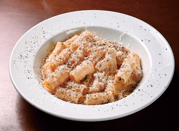 Taverna Tiberina / カルボナーラ リガトーニ(1400円)