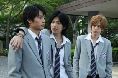 中村、三浦との3ショット (C)Fuji Television Network, inc. All rights reserved.