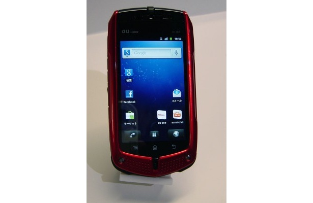 耐衝撃と防水、防塵性能をそなえたタフネススマートフォン「G'z One　IS11CA」