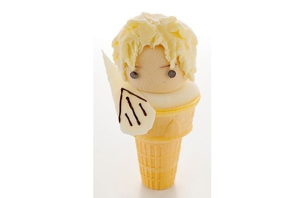 【画像】エドをモチーフにした「のび～るエドアイス」(600円/オリエンタルの青い月)ほか、ハガレンのスイーツ＆フードを公開！