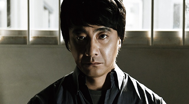 原作は特異な小説技法ゆえに長らく映像化不可能とされてきた横山秀夫のミステリー小説