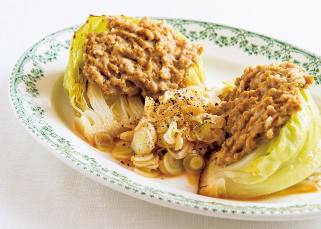 キャベツのカレーつくね蒸し