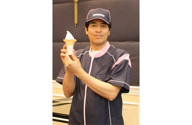 会場では、ソフトクリームの実演も行われた