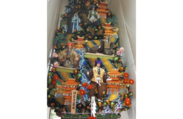 博多リバレインにある飾り山　表「博多乃豪商」