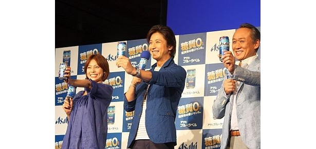 最後に3人は「みなさんも糖質ゼロのアサヒ ブルーラベルで爽快人間になろ～！」と商品をPR！