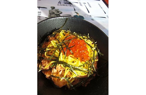 「天地人丼」(780円)は新潟風味たっぷり！