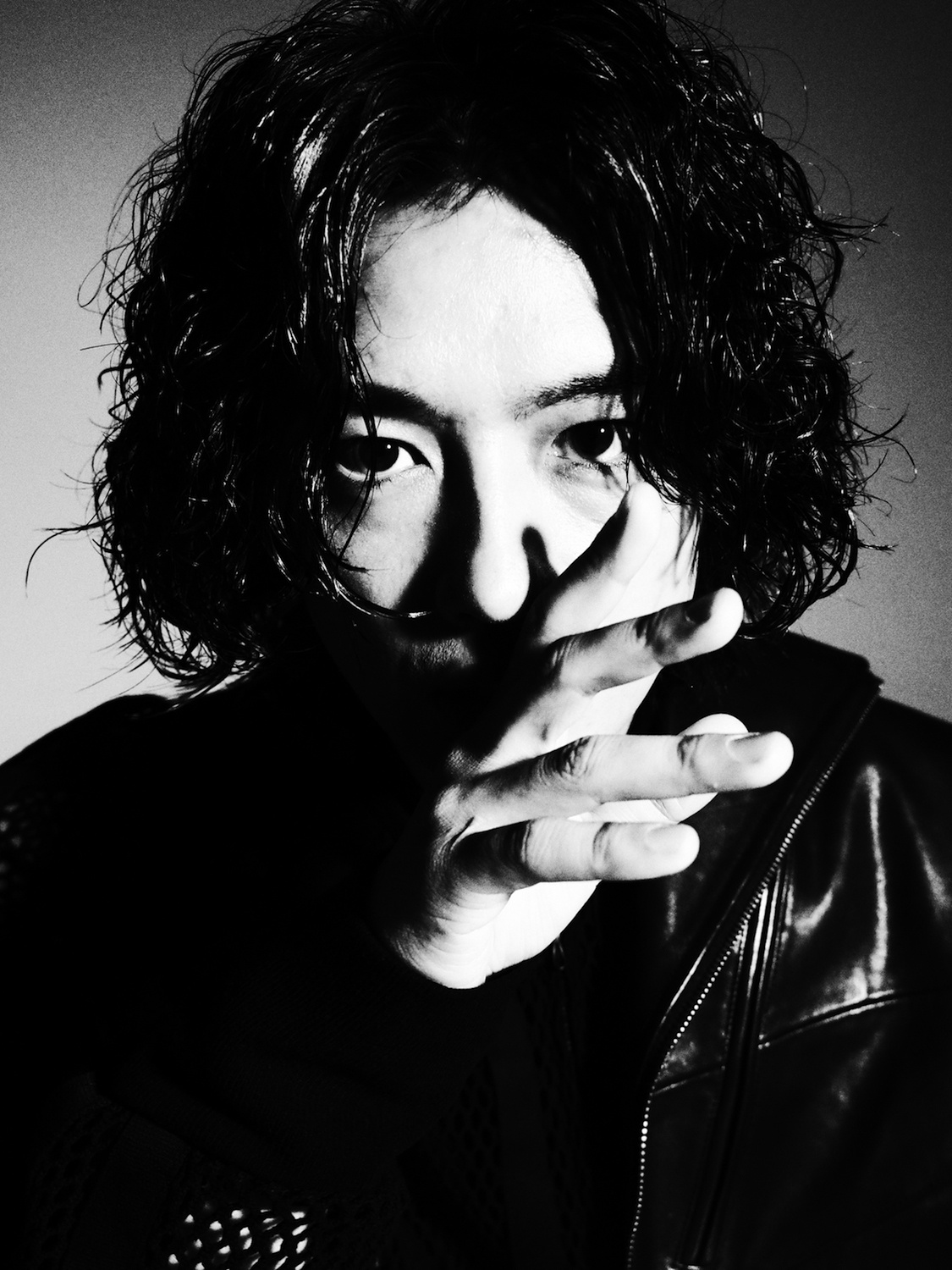 斎藤工は映画監督“齊藤工”として企画・プロデュース・出演・監督の4役を務める