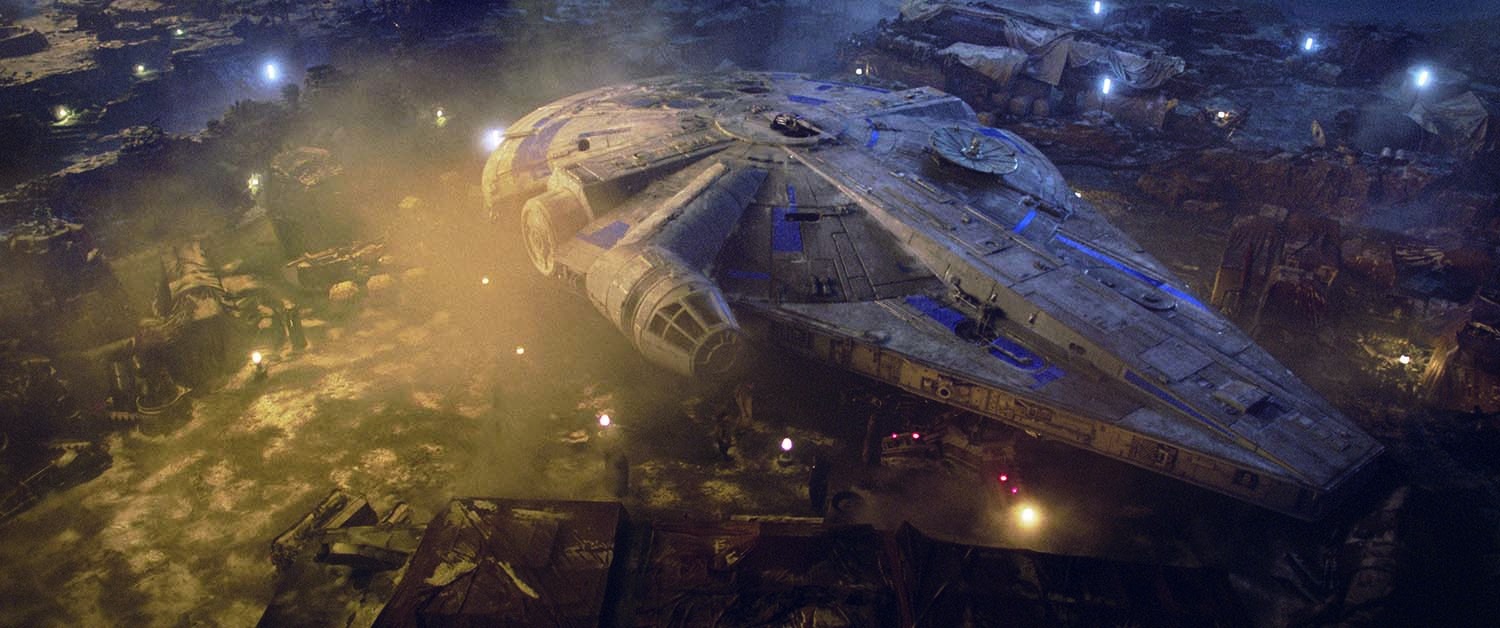 銀河最速伝説を打ち立てたミレニアム・ファルコン(『ハン・ソロ/スター・ウォーズ・ストーリー』)