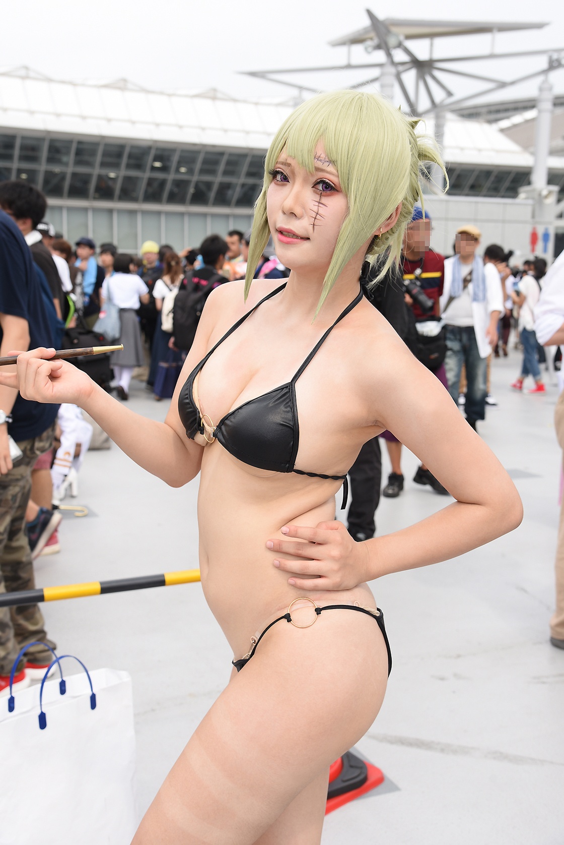 「銀魂」の月詠に扮する りもねさん