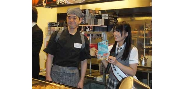 「たこ屋道頓堀 くくる」のPR隊長/福本 愛菜（ふくもと あいな）