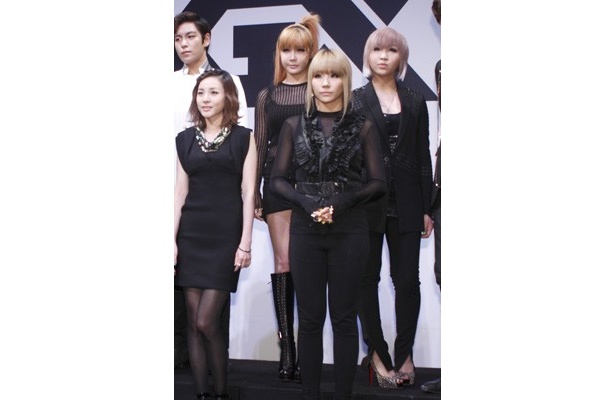 日本デビュー＆ツアーを控える2NE1のメンバー