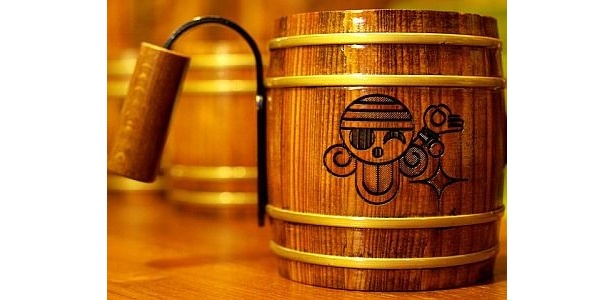 ルフィたちと乾杯 One Piece をモチーフにした木樽ジョッキ ウォーカープラス