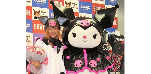 土屋さんがプロデュースしたのはクロミをモチーフとした子供用のTシャツやジーンズ