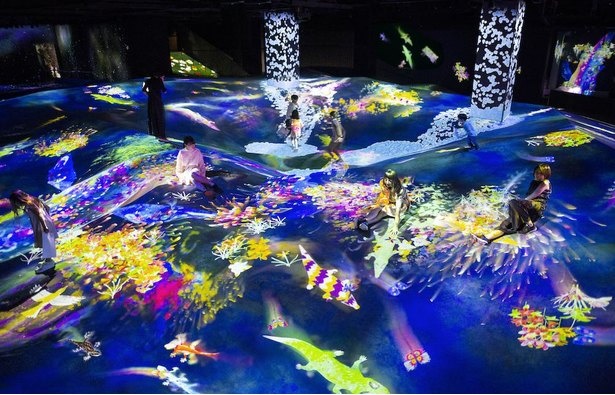描いた生き物や植物が作品に登場し、生態系が作られていく「グラフィティネイチャー - 山々と深い谷、レッドリスト」
