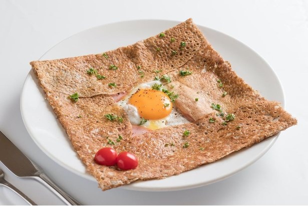 ダニーズレストランの「金賞ガレット」(税込810円)