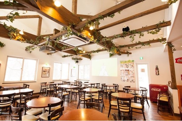 ネイチャーカフェ・アースの店内