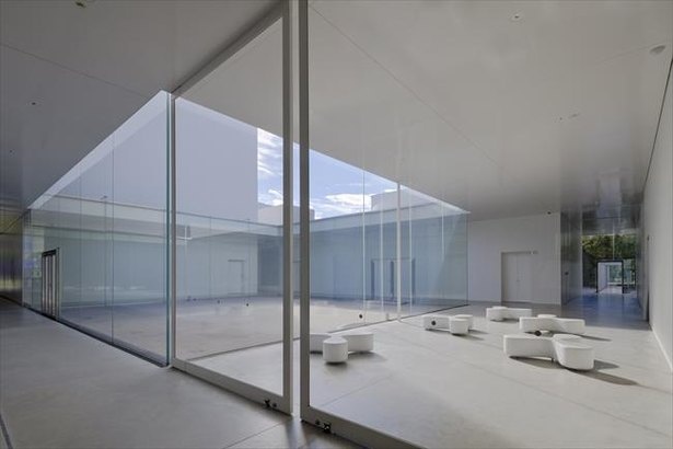 金沢21世紀美術館 内観