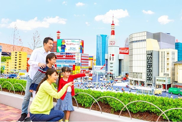 レゴ(R)ブロックで再現された緻密な街並みは必見