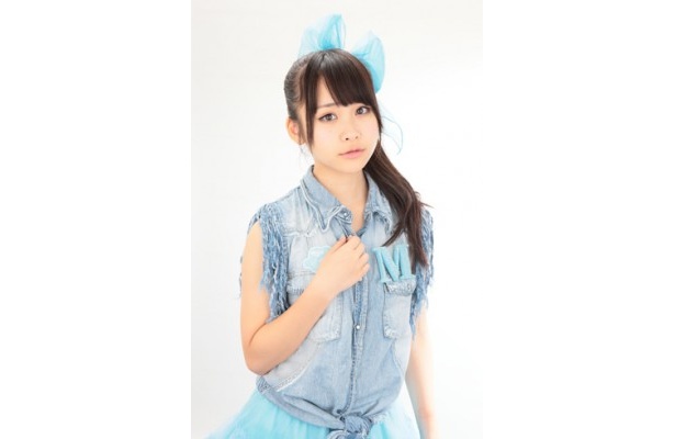 プレゼント写真の別カット。増井みお