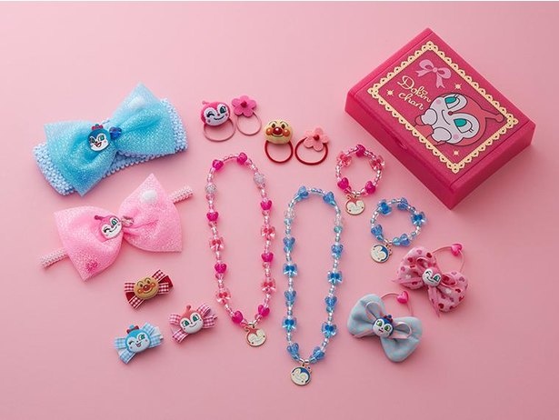 「ドキンちゃんのドキドキおしゃれショップ」にはかわいいアクセサリーや小物がそろう