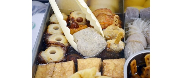 “つくね”や“練り物”はさまざまなバリエーションが用意されている