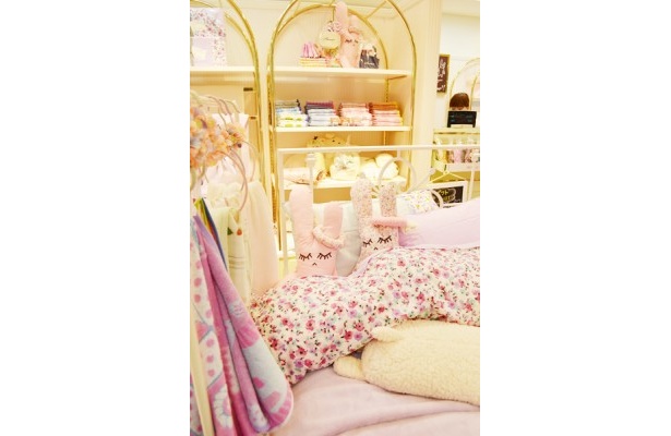 自分だけのオリジナル枕が作れる人気ショップが東武百貨店池袋店にオープン