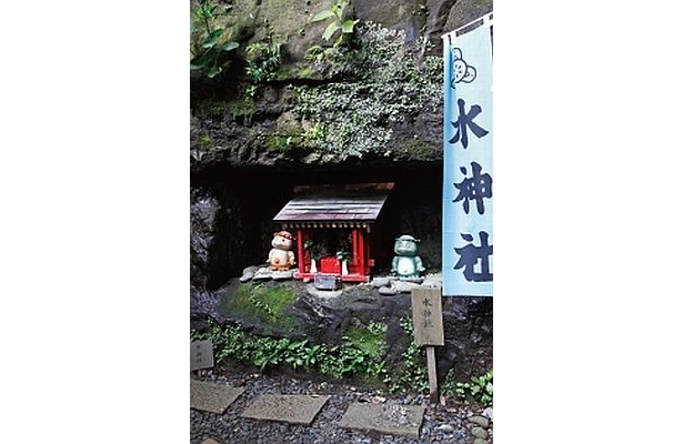 津波の際には村人を助けてくれたという逸話がある