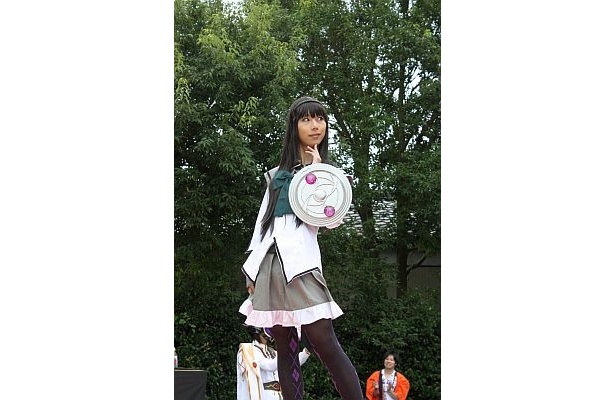 「魔法少女まどか☆マギカ」の暁美ほむら