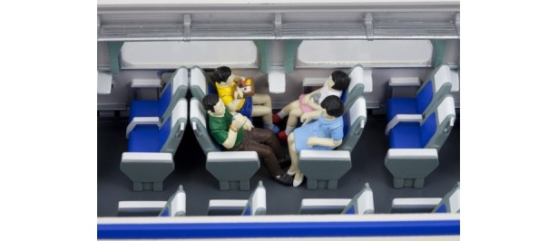 旅行中の家族連れ