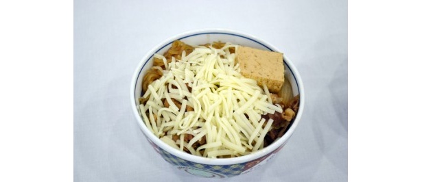 こちらは南明奈さんオススメの「とろりチーズ」
