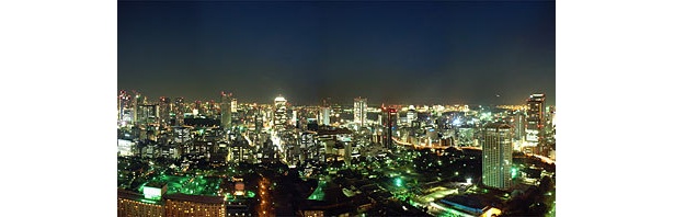 展望台からの絶景が待っている！（東側の夜景）