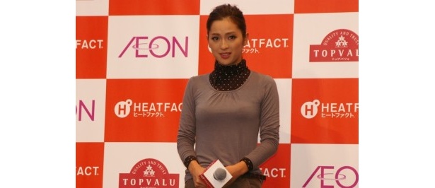 ヒョンジュンさんから抱き締められるシーンは「緊張した」と振り返る中村さん
