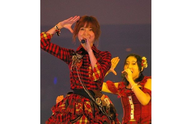 麻里子さんへ大きな声援が送られた