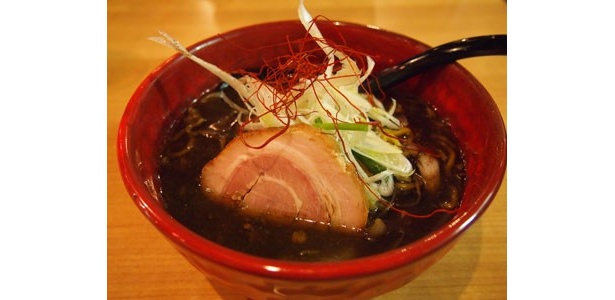 黒味噌らーめん　690円
