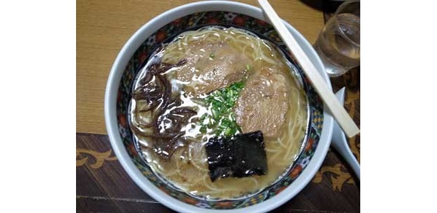 熊本ラーメン店「天和（てんほう）」は芸能人にも人気！