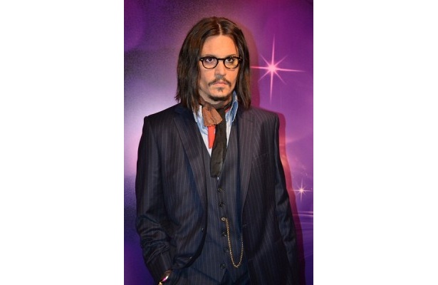 凛々しい表情のジョニー・デップ