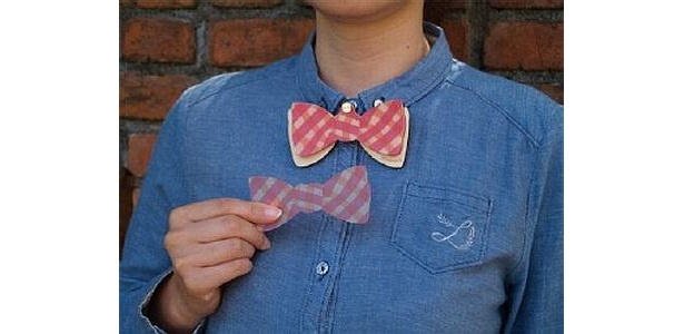 【画像】リボン形のメモを服やカバンにブローチのように付けられる！「Memooch」の詳細はコチラ