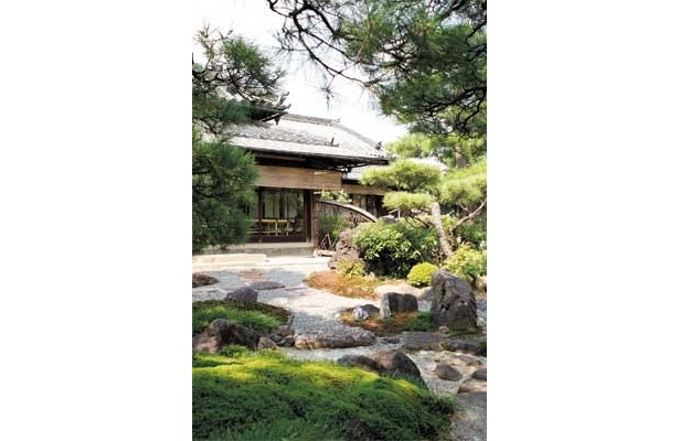 万暁院の庭園