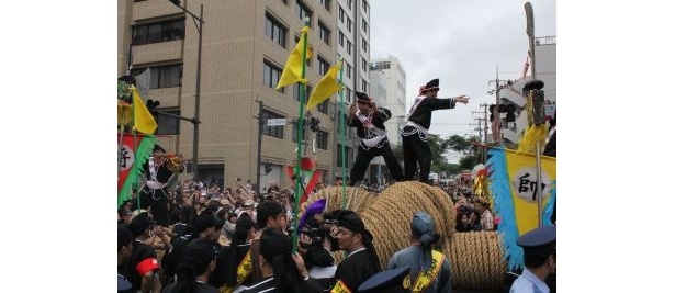 27万5000人が集結！ギネス認定「那覇大綱挽きまつり」