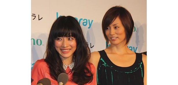女優陣の間でストレッチポールが流行している模様