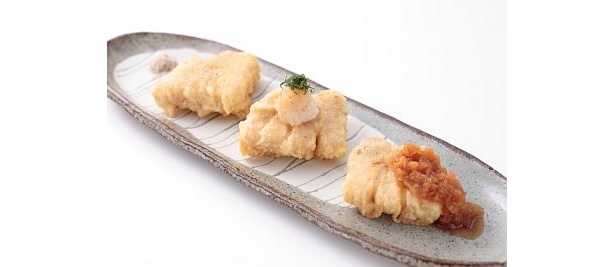 キッチンストリート「天ぷら けやき」の「折爪三元豚「佐助」の天ぷら 三味かけ」(680 円/提供時間：14 時～　※限定20食)