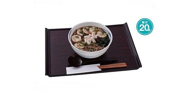 グランアージュ「蕎麦前処 二尺五寸」の「ダブルスープのホロホロ蕎麦」(900 円/提供時間：ランチ11時～15時/ディナー17時～)