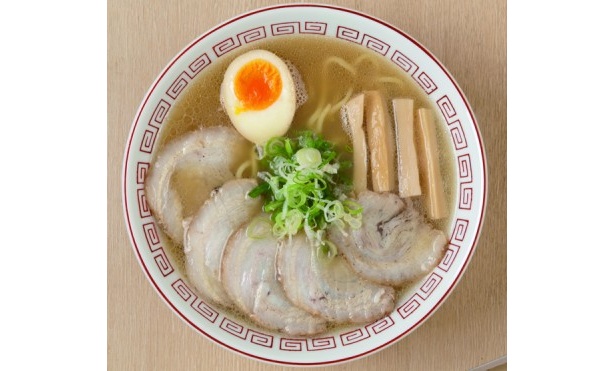 ラーメン（醤油） チャーシュー味玉トッピング￥800