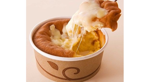 「とろ～りチーズのチーズスフレ」(250円) ローソン
