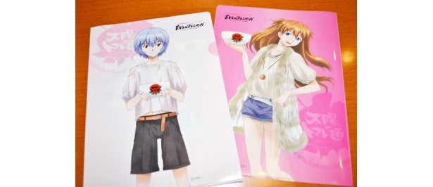 イラスト入りクリアファイルが当たるキャンペーンも実施中