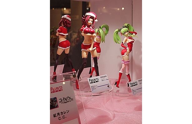 セクシーサンタのフィギュアも！