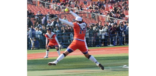 金メダリスト上野投手も登板