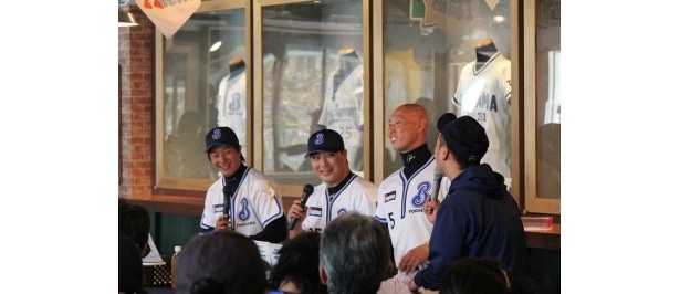 ファンクラブ会員限定のトークショーも